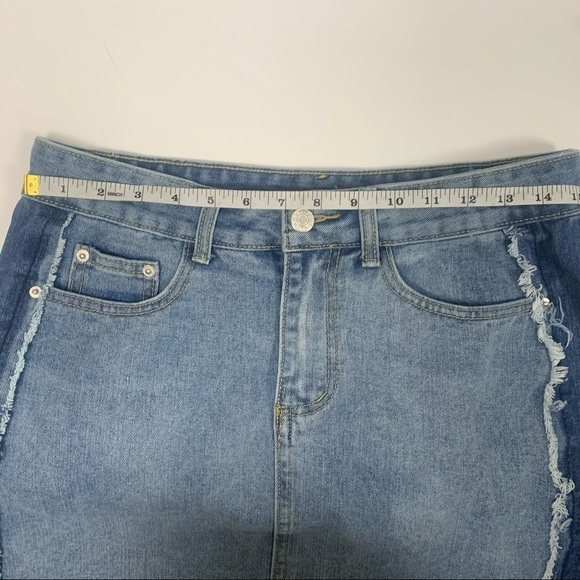 CHELSEA & VIOLET 2 TONED JEAN SKIRT - Picture 7 of 9